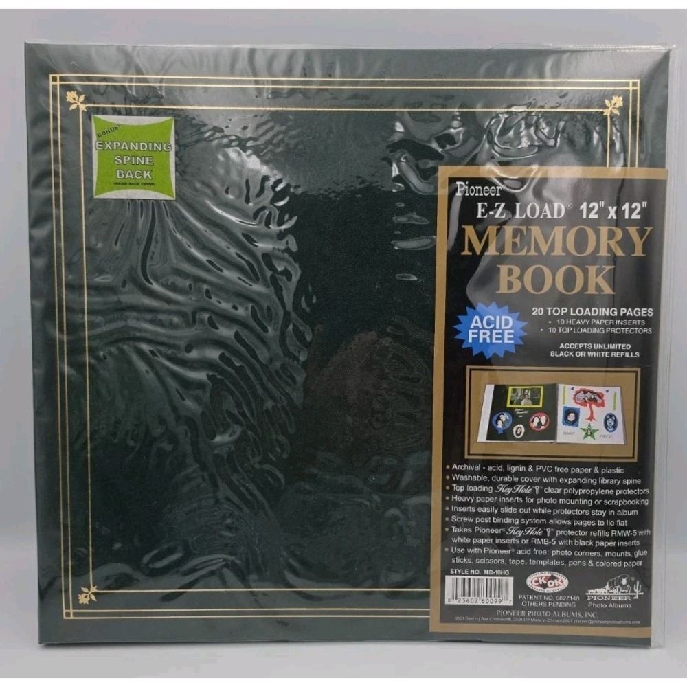 Pioneer - 12"x12" GREEN Scrapbook Album, 20 Pages Post-Bound Spine, Expandable